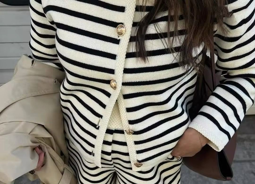 DIANA combo set - striped knitted shorts and jacket